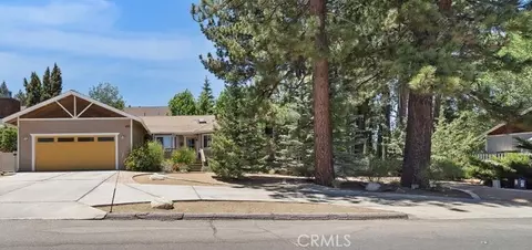 Exterior - 41775 Garstin, Big Bear Lake, CA 92315 photo 2 of 17