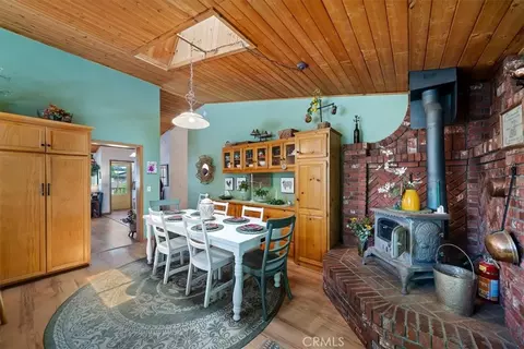 Dining - 41775 Garstin, Big Bear Lake, CA 92315 photo 3 of 4