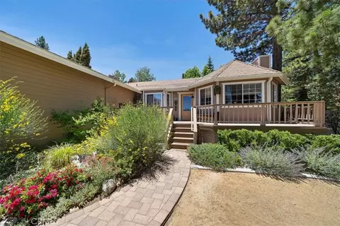 Exterior - 41775 Garstin, Big Bear Lake, CA 92315 photo 5 of 17