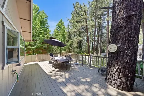 Exterior - 41775 Garstin, Big Bear Lake, CA 92315 photo 9 of 17