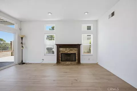Living - 1240 Jonah, Corona, CA 92882 photo 8 of 11
