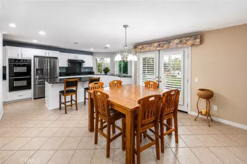 Dining - 4015 Belfry Cir, Corona, CA 92883 photo 4 of 6