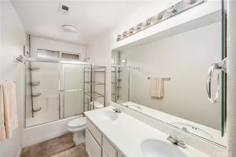 Bath - 4015 Belfry Cir, Corona, CA 92883 photo 3 of 3