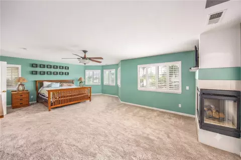 Bedroom - 4015 Belfry Cir, Corona, CA 92883 photo 3 of 10