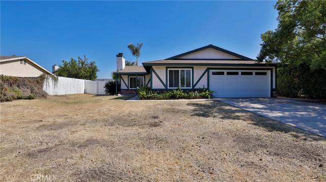 28335 Merridy, Highland, CA 92346
