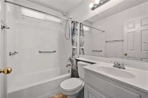 Bath - 13714 River Downs St, Eastvale, CA 92880 photo 1 of 3