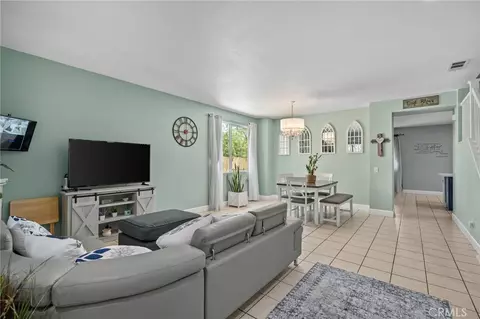 6380 Iris Ct, Eastvale, CA 92880 photo 7