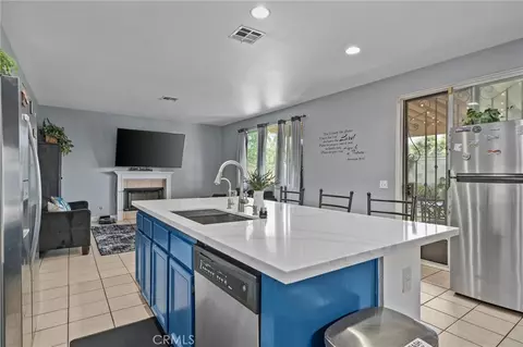 6380 Iris Ct, Eastvale, CA 92880 photo 17