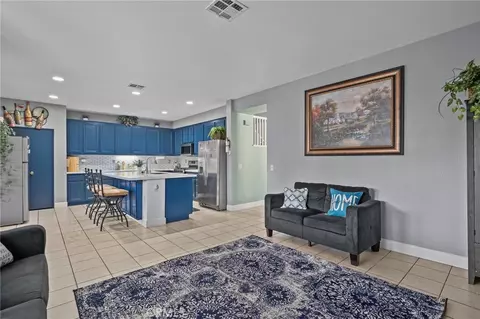 6380 Iris Ct, Eastvale, CA 92880 photo 13