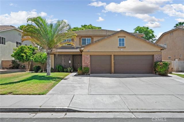 6380 Iris Ct, Eastvale, CA 92880