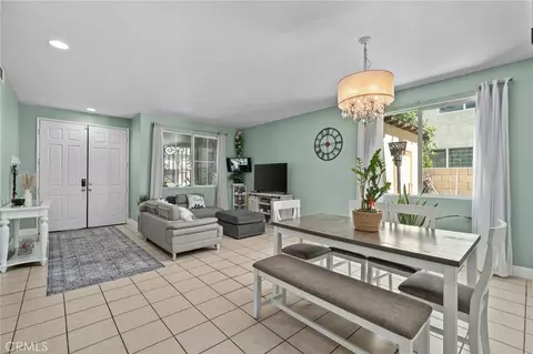 6380 Iris Ct, Eastvale, CA 92880 photo 10