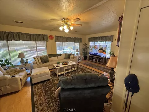 655 E Main St #101, San Jacinto, CA 92583 photo 8
