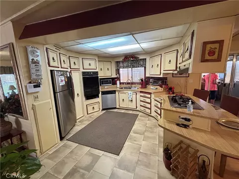 655 E Main St #101, San Jacinto, CA 92583 photo 4