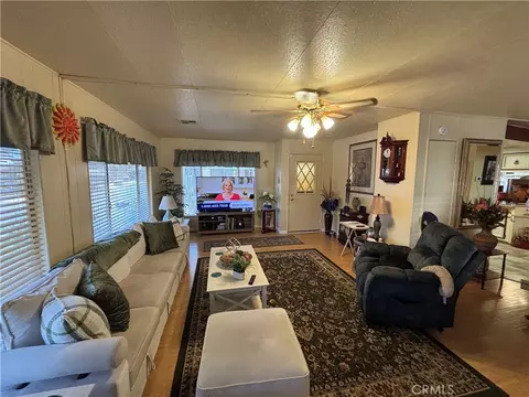655 E Main St #101, San Jacinto, CA 92583 photo 9