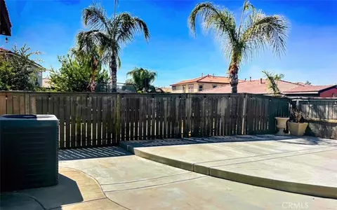 Exterior - 366 Caldera, Perris, CA 92570 photo 7 of 8