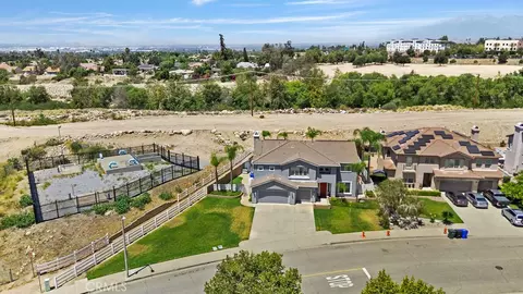6680 Summertrail, Highland, CA 92346 photo 35