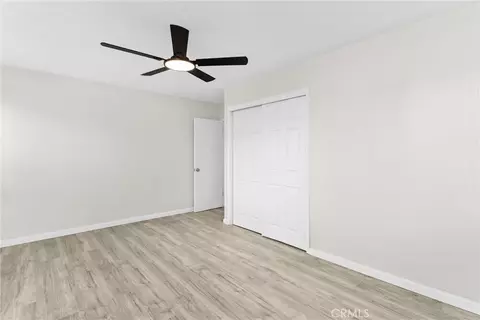 Bedroom - 15944 Wintun Rd, Apple Valley, CA 92307 photo 3 of 6