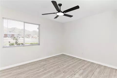 Bedroom - 15944 Wintun Rd, Apple Valley, CA 92307 photo 1 of 6