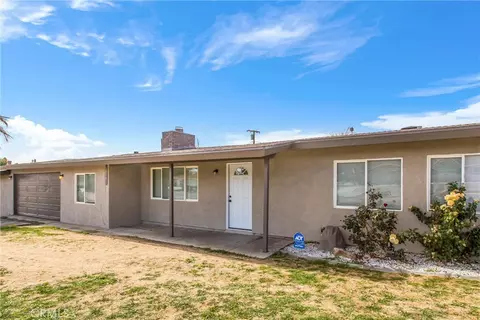 Exterior - 15944 Wintun Rd, Apple Valley, CA 92307 photo 1 of 6