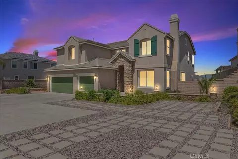 4 Via Del Fico Ct, Lake Elsinore, CA 92532
