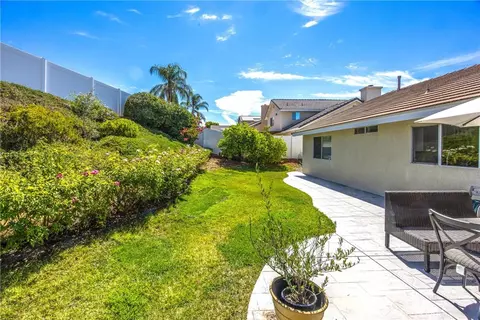 Exterior - 33542 Pecan, Yucaipa, CA 92399 photo 4 of 7