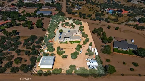 View/Area - 10271 Clover, Hesperia, CA 92344 photo 8 of 12