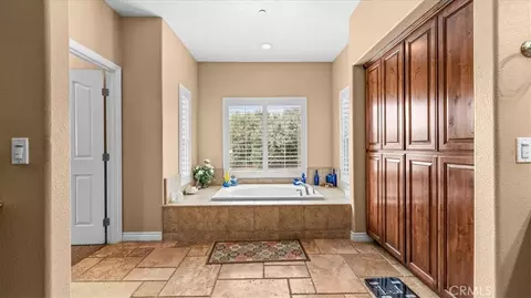 Entry Way - 10271 Clover, Hesperia, CA 92344 photo 4 of 5