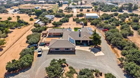 View/Area - 10271 Clover, Hesperia, CA 92344 photo 3 of 12