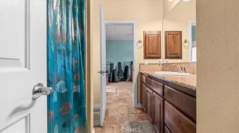 Entry Way - 10271 Clover, Hesperia, CA 92344 photo 5 of 5