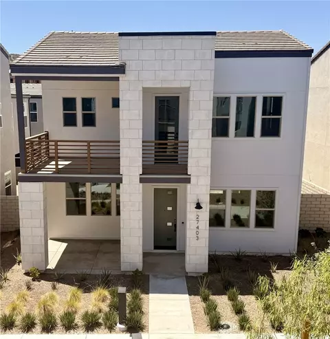 27403 Creekwood Ln, Valencia, CA 91381