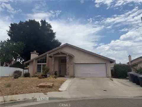 1243 Janessa Ct, San Jacinto, CA 92583