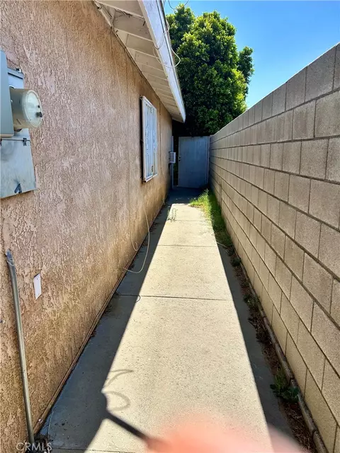 Exterior - 14547 Mission St, Cabazon, CA 92230 photo 3 of 5