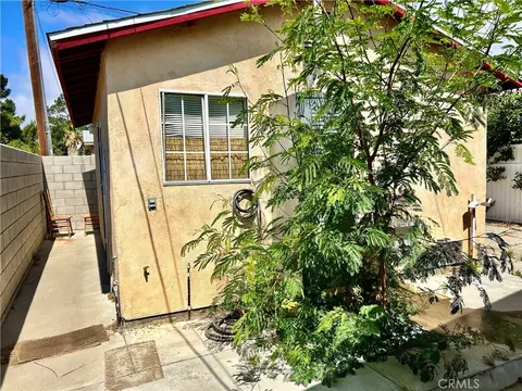 Exterior - 14547 Mission St, Cabazon, CA 92230 photo 4 of 5