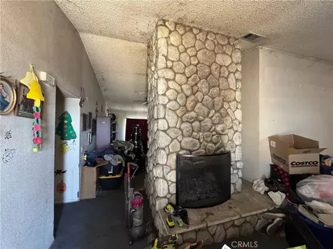 549 Reservoir Rd, Mentone, CA 92359 photo 6