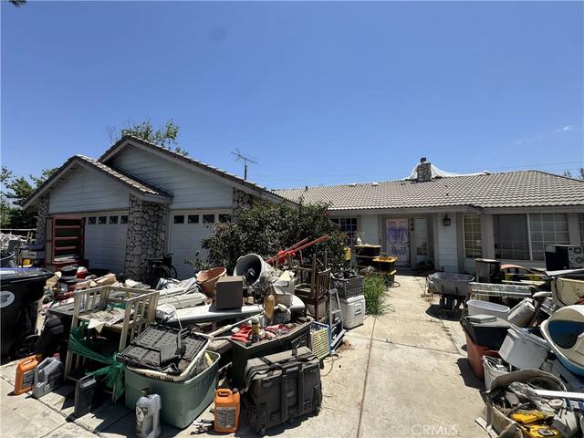 549 Reservoir Rd, Mentone, CA 92359