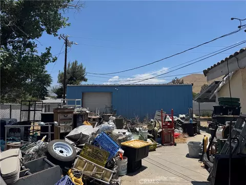 549 Reservoir Rd, Mentone, CA 92359 photo 4