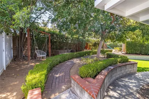 Exterior - 505 Marilyn Ln, Redlands, CA 92373 photo 11 of 13