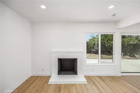 Living - 634 E Pioneer, Redlands, CA 92374 photo 4 of 8