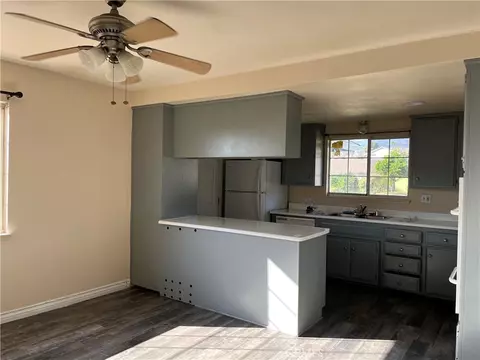 27123 Stratford St, Highland, CA 92346 photo 9