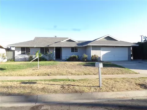 27123 Stratford St, Highland, CA 92346 photo 13