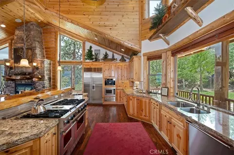 438 Starlight Cir, Big Bear Lake, CA 92315 photo 23