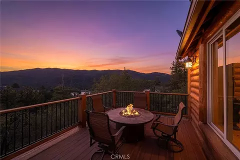 438 Starlight Cir, Big Bear Lake, CA 92315 photo 4