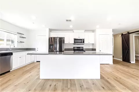 Kitchen - 457 Cimarron, Perris, CA 92570 photo 1 of 4