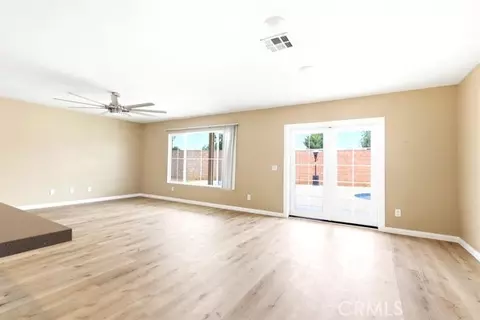 Living - 457 Cimarron, Perris, CA 92570 photo 2 of 4