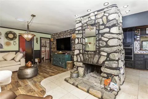 Living - 40940 Pine Dr, Forest Falls, CA 92339 photo 4 of 5