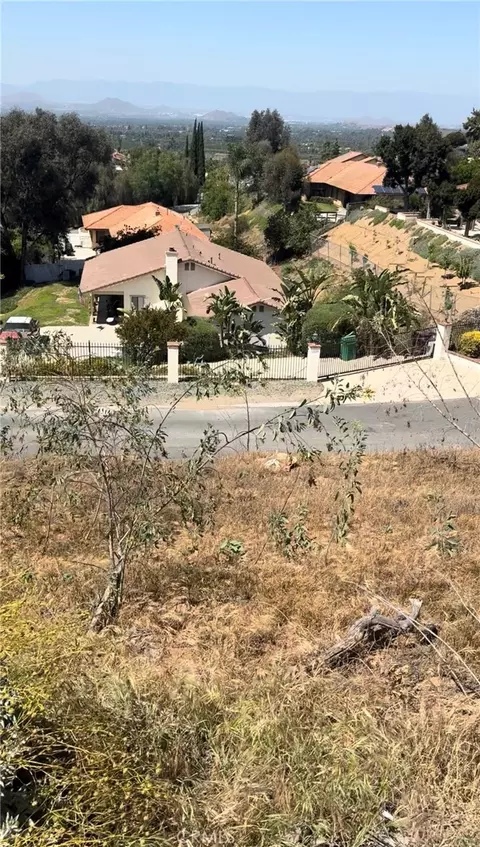 0 Harvey, Riverside, CA 92503