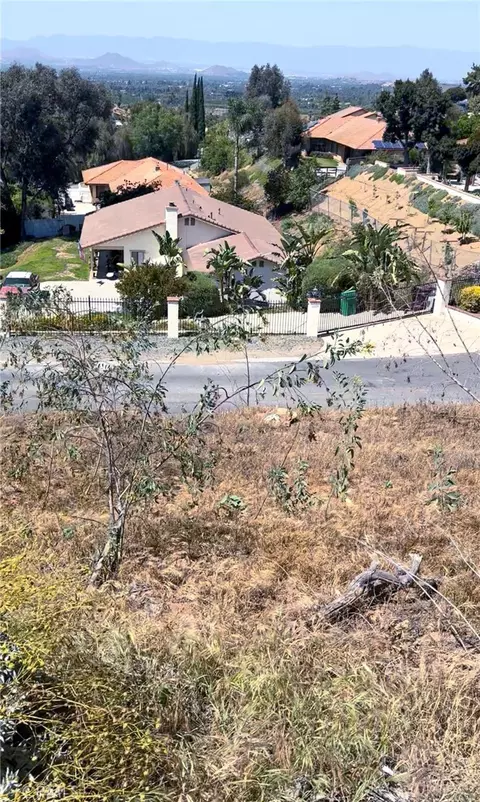 0 Harvey, Riverside, CA 92503