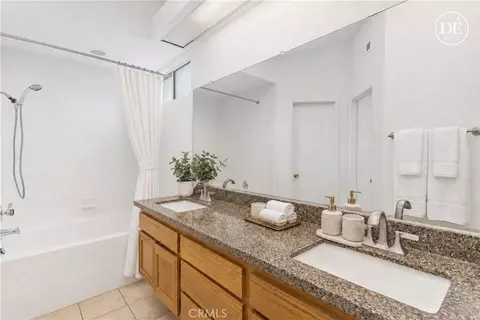 Bath - 12823 Daisy Ct, Yucaipa, CA 92399 photo 5 of 6