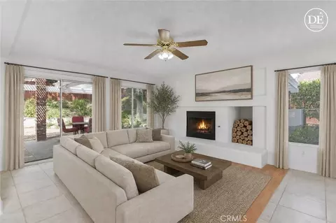 Living - 12823 Daisy Ct, Yucaipa, CA 92399 photo 6 of 9