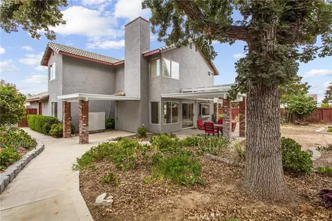 Exterior - 12823 Daisy Ct, Yucaipa, CA 92399 photo 8 of 11